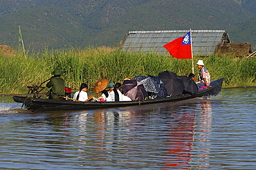 Local tourist boat, Inle Lake,Shan State, Myanmar (Burma), Asia