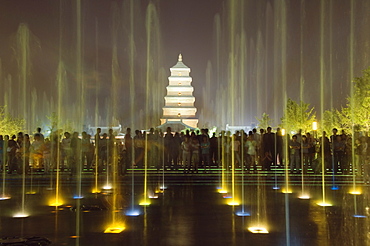 Night time water show at the Big Goose Pagoda Park, Tang Dynasty, built in 652 by Emperor Gaozong, Xian City, Shaanxi Province, China, Asia