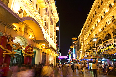 Nanjin Donglu neon lit shopping district, Shanghai, China, Asia