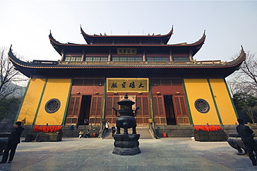 Lingyin Temple built in AD 326 in Lingyin Temple Forest Park, Hangzhou, Zhejiang Province, China, Asia