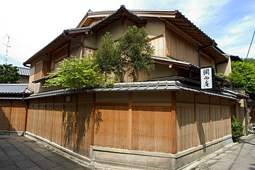 Traditional wooden houses, eastern hills, Kyoto, Honshu island, Japan, Asia