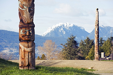 Totem pole at the Museum of Anthropolgy, UBC campus (University of British Columbia), Vancouver, British Columbia, Canada, North America