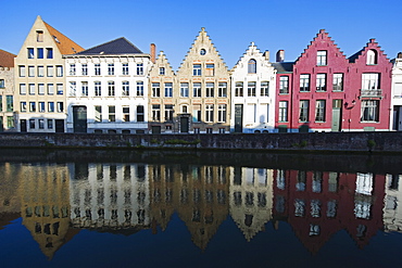 Reflection of old houses in a canal, Old Town, UNESCO World Heritage Site, Bruges, Flanders, Belgium, Europe