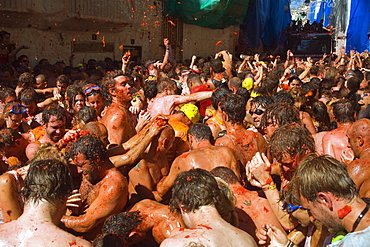 World's largest food fight, La Tomatina, tomato throwing festival, Bunol, Valencia province, Spain, Europe