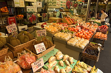 Fruit shop stand, Shinjuku, Tokyo, Honshu, Japan, Asia