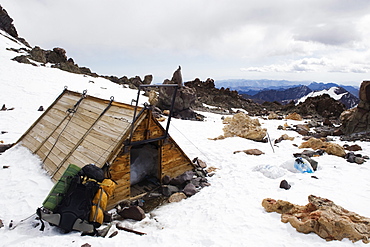 Hut at camp Berlin at 6000m, Aconcagua 6962m, highest peak in South America, Aconcagua Provincial Park, Andes mountains, Argentina, South America