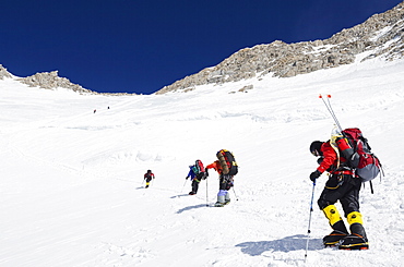 Climbing expedition on Mount McKinley, 6194m, Denali National Park, Alaska, United States of America, North America