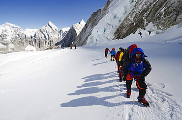 Climbers at Camp 1 on Mount Everest, Solu Khumbu Everest Region, Sagarmatha National Park, UNESCO World Heritage Site, Nepal, Himalayas, Asia 