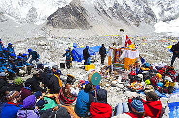 Puja ceremony, Everest Base Camp, Solu Khumbu Everest Region, Sagarmatha National Park, UNESCO World Heritage Site, Nepal, Himalayas, Asia 