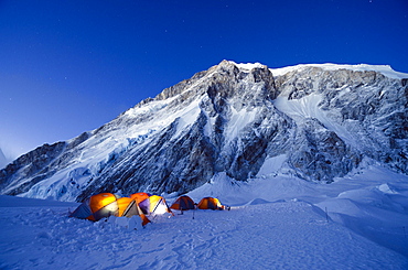 Tents at Camp 1 on Mount Everest, Solu Khumbu Everest Region, Sagarmatha National Park, UNESCO World Heritage Site, Nepal, Himalayas, Asia