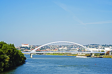 Apollo Most bridge, Bratislava Castle, Danube River, Bratislava, Slovakia, Europe