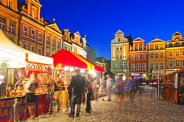 Market square, historic Old Town, Poznan, Poland, Europe