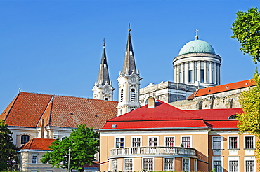 Watertown Parish Church, neoclassical Esztergom Bazilika, largest church in Hungary, Esztergom, Budapest, Hungary, Europe