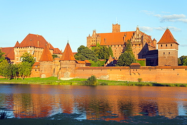 Medieval Malbork Castle, Marienburg Fortress of Mary, UNESCO World Heritage Site, Pomerania, Poland, Europe 