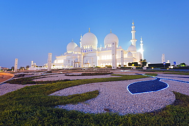 Sheikh Zayed Grand Mosque, Abu Dhabi, United Arab Emirates, Middle East