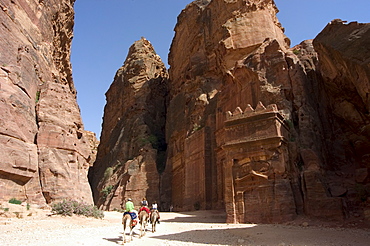 Camel ride in Petra, UNESCO World Heritage Site, Wadi Musa (Mousa), Jordan, Middle East