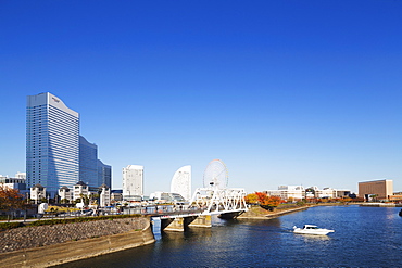 Yokohama Bay and skyline, Yokohama, Honshu, Japan, Asia