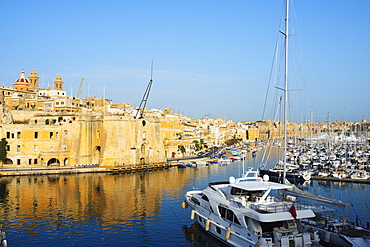 Senglea (L-Isla), Grand Harbour Marina, The Three Cities, Malta, Mediterranean, Europe