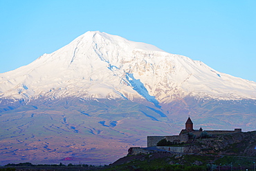 Khor Virap Monastery, and Mount Ararat, 5137m, highest mountain in Turkey photographed in Armenia, Caucasus, Central Asia, Asia