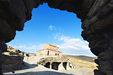 Shida Kartli, monastery at Bronze Age settlement of Uplistsikhe, ancient cave city, near Gori, Georgia, Caucasus, Central Asia, Asia