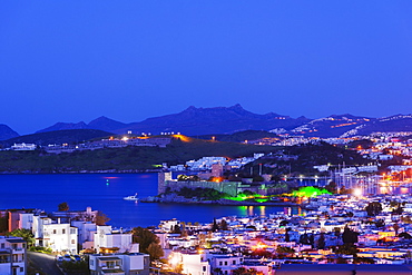 The 15th century Bodrum castle and marina, Bodrum, Aegean coast, Mediterranean region, Anatolia, Turkey, Asia Minor, Eurasia