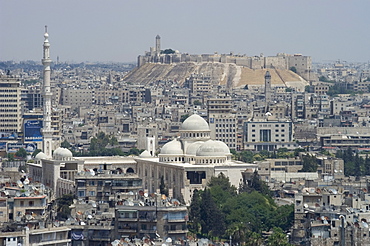 City mosque and the Citadel, Aleppo (Haleb), Syria, Middle East