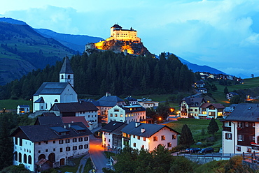 Scuol Tarasp (Tarasp Castle) (Schloss Tarasp), Engadine, Graubunden, Switzerland, Europe