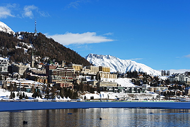 Lakeside, St. Moritz in winter, Engadine, Graubunden, Switzerland, Europe