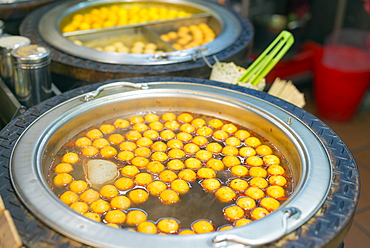 Undercover market, Jiufen, Taiwan, Asia