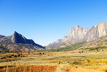 Tsaranoro Valley and Chameleon Peak, Ambalavao, central area, Madagascar, Africa