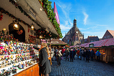 Christmas market, Frauenkirche, Nurnberg, Franconia, Bavaria, Germany, Europe