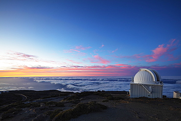 Telescope observatory, Caldera de Taburiente National Park, UNESCO Biosphere Site, La Palma, Canary Islands, Spain, Atlantic, Europe