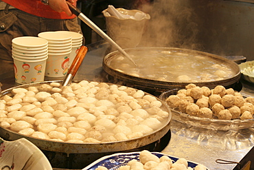 A food vendor at Danshui Street, Taipei, Taiwan