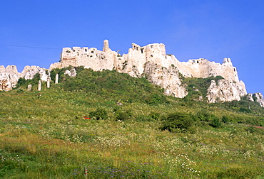 Largest ruined castle in Slovakia, Spis Castle (Spissky Hrad), UNESCO World Heritage Site, Spis, Presov Region, Slovakia, Europe