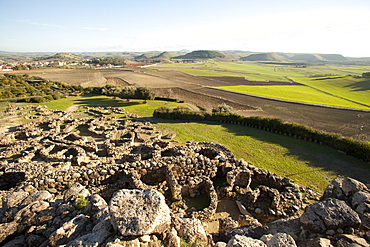 Su Nuraxi di Barumini, the ruins of largest Nuraghi settlement in the island, UNESCO World Heritage Site, Barumini, Sardinia, Italy, Europe