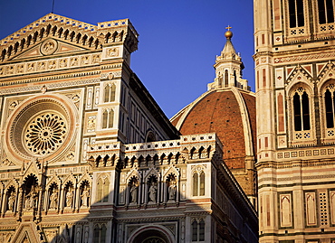 Exterior of the Christian cathedral, the Duomo, S. Maria del Fiore, Florence, UNESCO World Heritage Site, Tuscany, Italy, Europe