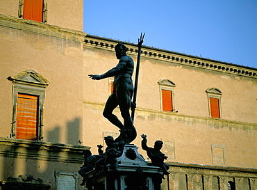 Statue of Neptune, Piazza Maggiore, Bologna, Emilia-Romagna, Italy, Europe