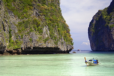 Maya Bay, Phi Phi Lay Island, Thailand, Southeast Asia, Asia