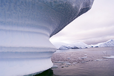 Icebergs near Pleneau Island, Lemaire Channel, Antactic Peninsula, Antarctica, Polar Regions