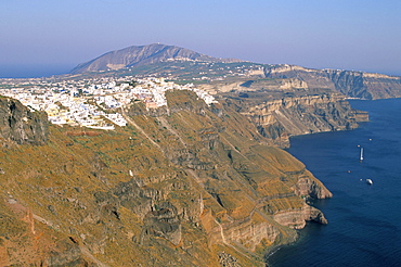 View of Firostefani from Imerovigli, island of Santorini (Thira), Cyclades Islands, Aegean, Greek Islands, Greece, Europe