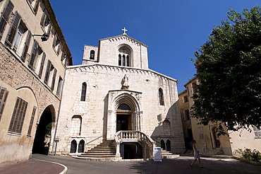 Notre-Dame-du-Puy Cathedral, Grasse, Alpes-Maritimes, Provence, France, Europe