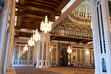 Sultan Qaboos Grand Mosque in Muscat, Oman, Middle East