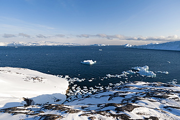 A view of Ilulissat icefjord, UNESCO World Heritage Site, Greenland, Denmark, Polar Regions