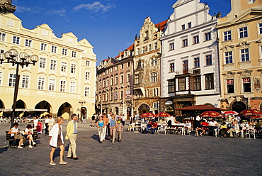 Staromestske Namesti (Old Town Square), Prague, Czech Republic, Europe