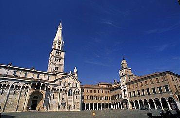 Piazza Grande, Modena, Emilia Romagna, Italy