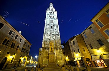 Ghirlandina tower, Modena, Emilia Romagna, Italy