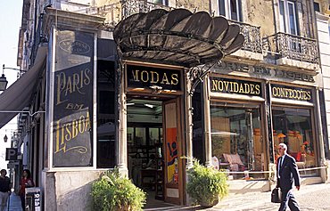 Foreshortening, Largo do Chiado street, Lisbona, Portugal, Europe