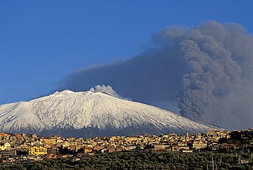 Etna eruption, Bronte, Sicily, Italy 
