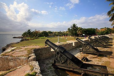 Cannons, San Carlos de la Cabana fortress, Havana, Cuba island, West Indies, Central America