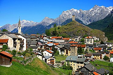 View of town, Ardez, Bassa Engadina, Switzerland, Europe